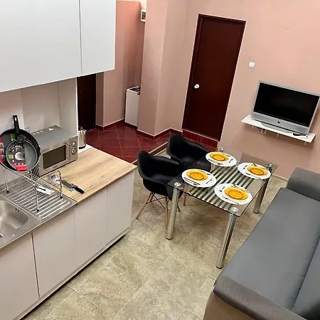 за гости николови